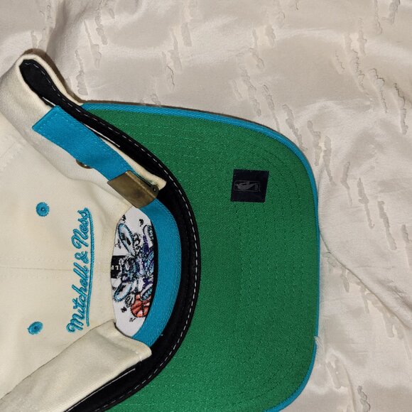 Mitchell and Ness hat combo 2 hats - Picture 4 of 5